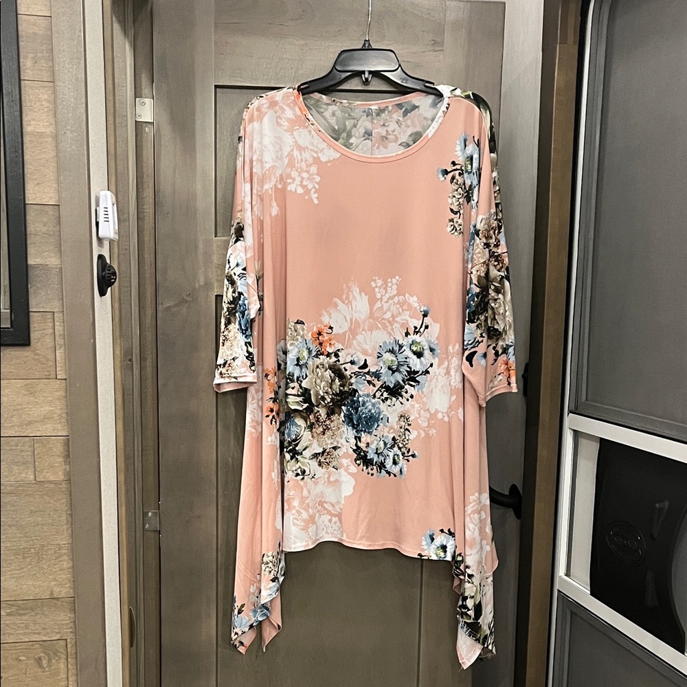 Floral Peach Women's Top